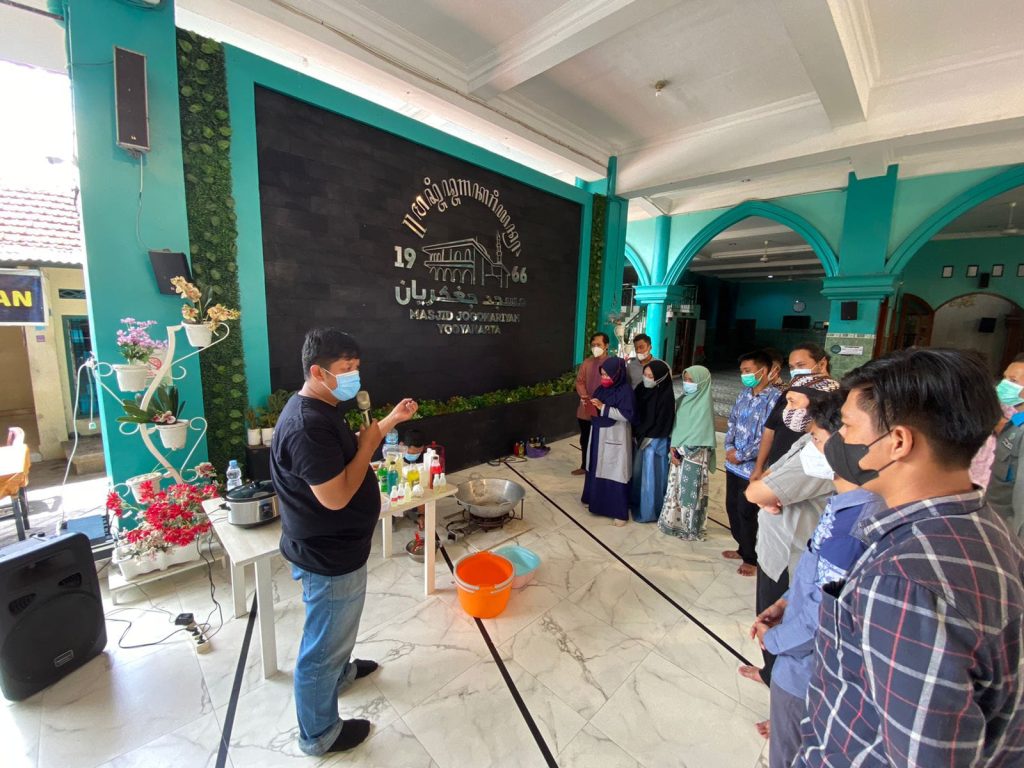 Pengolahan Minyak Jelantah : Peranan Penting Masjid serta Fasilitas Keagamaan